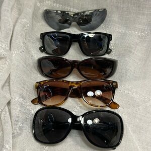 Bundle of 5 pairs of sunglasses